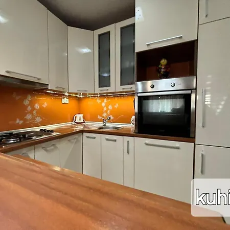 Villa Heritage - Old Town - Private Garage *