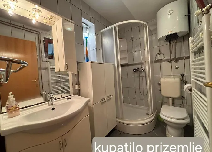 Vila Heritage - Old Town - Private Garage